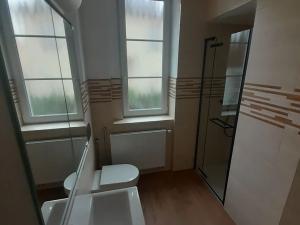 Pronájem bytu 4+kk, Praha - Kobylisy, Klíčanská, 95 m2
