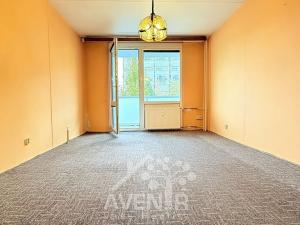 Prodej bytu 3+1, Hostinné, Sídliště, 68 m2