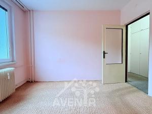 Prodej bytu 3+1, Hostinné, Sídliště, 68 m2