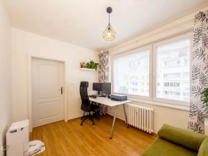 Prodej bytu 3+1, Praha - Letňany, Křivoklátská, 65 m2