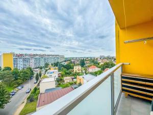 Prodej bytu 3+1, Praha - Letňany, Křivoklátská, 65 m2