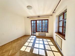 Pronájem vily, Praha - Břevnov, 316 m2