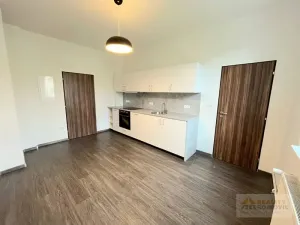 Prodej bytu 1+1, Meziměstí, Školní, 58 m2