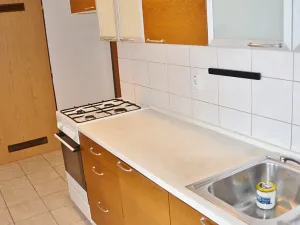 Pronájem bytu 2+kk, Praha, Sedlčanská, 55 m2