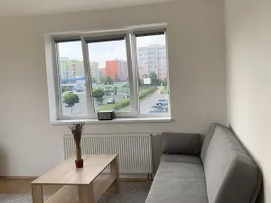 Pronájem bytu 1+kk, Kladno, Jaroslava Holečka, 34 m2