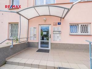 Prodej bytu 3+1, Praha - Kobylisy, Kubíkova, 62 m2