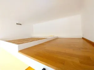 Pronájem bytu 1+1, Praha - Žižkov, Čajkovského, 30 m2