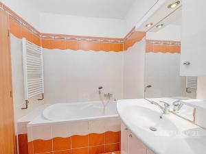 Pronájem bytu 3+1, Vlašim, Serváce Hellera, 77 m2