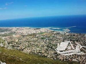Prodej bytu 4+kk, Denia, Španělsko, 77 m2