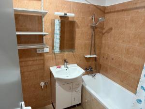 Pronájem bytu 2+1, Příbram, Březohorská, 53 m2