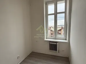 Prodej bytu 3+kk, Plzeň, Lobezská, 61 m2