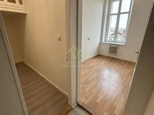 Prodej bytu 3+kk, Plzeň, Lobezská, 61 m2