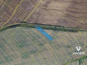 Prodej podílu pole, Lochovice, 1913 m2