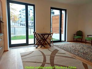 Pronájem bytu 1+kk, Praha - Košíře, Lerausova, 35 m2