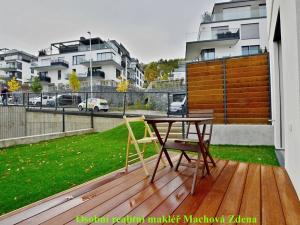 Pronájem bytu 1+kk, Praha - Košíře, Lerausova, 35 m2