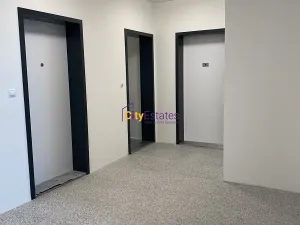 Pronájem bytu 2+kk, Praha - Smíchov, Nádražní, 56 m2