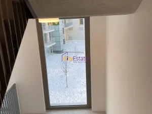 Pronájem bytu 2+kk, Praha - Smíchov, Nádražní, 56 m2