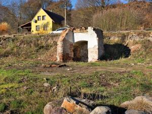 Prodej pozemku, Stráž nad Ohří, 1136 m2