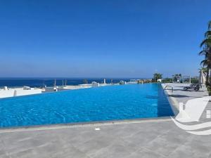 Prodej bytu 2+kk, Agios Amvrosios Keryneias, Kypr, 41 m2