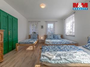 Prodej rodinného domu, Staré Křečany - Brtníky, 380 m2