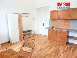 Pronájem bytu 2+1, Mělník, náměstí Karla IV., 57 m2