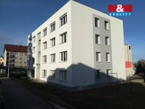 Prodej bytu 4+1, Čestice, 89 m2
