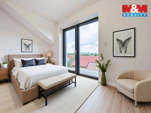 Prodej bytu 4+kk, Praha - Holyně, náměstí Pod lípou, 128 m2