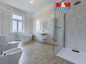 Prodej bytu 2+kk, Karlovy Vary, Svahová, 80 m2