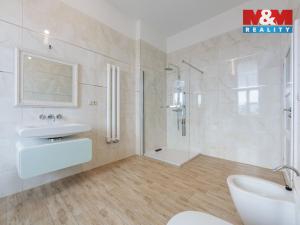 Prodej bytu 2+kk, Karlovy Vary, Svahová, 80 m2