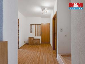 Prodej bytu 3+1, Oselce, 72 m2