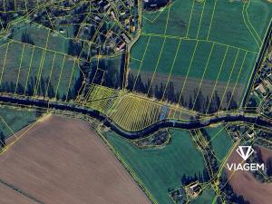 Prodej podílu pole, Velká Jesenice, 111 m2