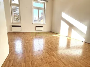 Prodej bytu 1+kk, Praha - Libeň, Heydukova, 21 m2
