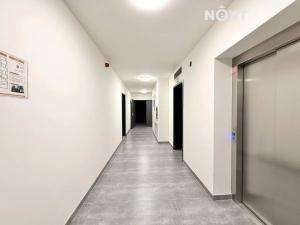 Pronájem bytu 1+kk, Praha - Břevnov, Radimova, 38 m2