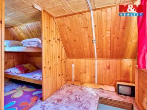 Prodej chaty, Lišov, 375 m2