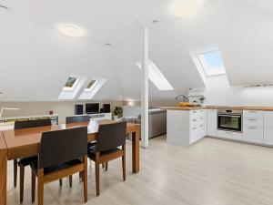Prodej bytu 4+kk, Křížkový Újezdec, 158 m2