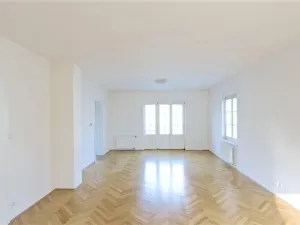 Pronájem rodinného domu, Praha, 230 m2