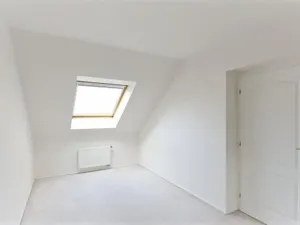Pronájem rodinného domu, Praha, 230 m2