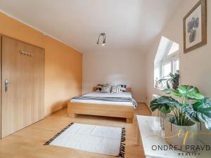 Prodej rodinného domu, Lety, Sokolská, 265 m2