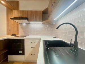 Pronájem bytu 2+kk, Jablonec nad Nisou, Mozartova, 43 m2