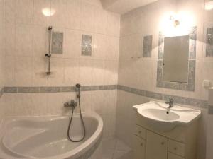 Pronájem bytu 1+kk, Luhačovice, 33 m2