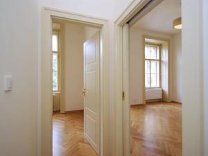 Pronájem bytu 2+kk, Praha - Staré Město, Kozí, 51 m2