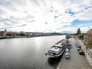 Prodej bytu 3+kk, Praha - Smíchov, Hořejší nábřeží, 85 m2