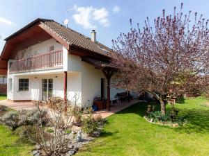 Prodej rodinného domu, Zbuzany, 136 m2