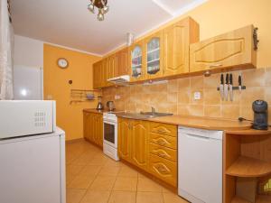 Prodej bytu 2+kk, Modřice, náměstí Svobody, 88 m2