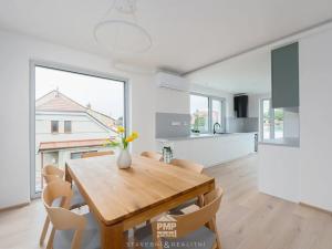 Prodej bytu 4+kk, Nebovidy, 101 m2