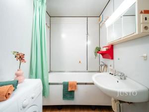 Prodej bytu 3+1, České Budějovice, Písecká, 70 m2