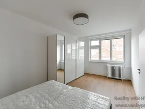 Pronájem bytu 2+kk, Praha - Vinohrady, Hollarovo náměstí, 47 m2