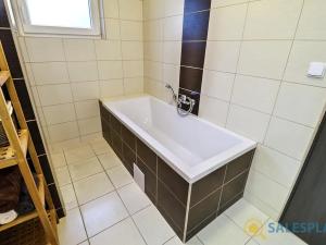 Prodej rodinného domu, Silůvky, Trávníky, 176 m2
