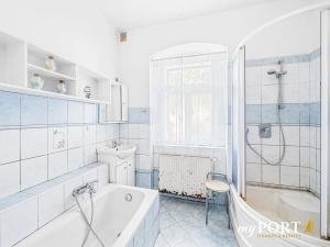 Prodej rodinného domu, Kostelec, 200 m2