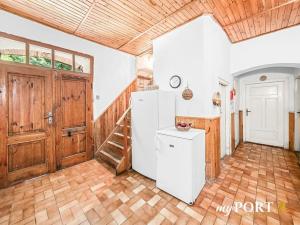 Prodej rodinného domu, Kostelec, 200 m2